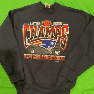 1996 New England Patriots black and red crewneck sweatshirt
